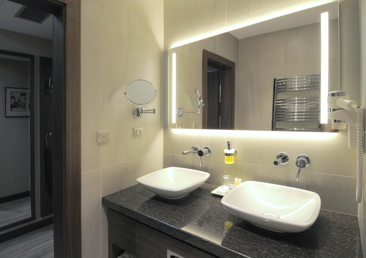 Hotel Kramer Opava Luaran gambar
