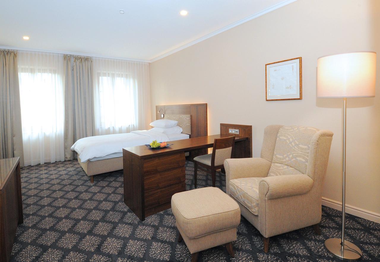 Hotel Kramer Opava Luaran gambar