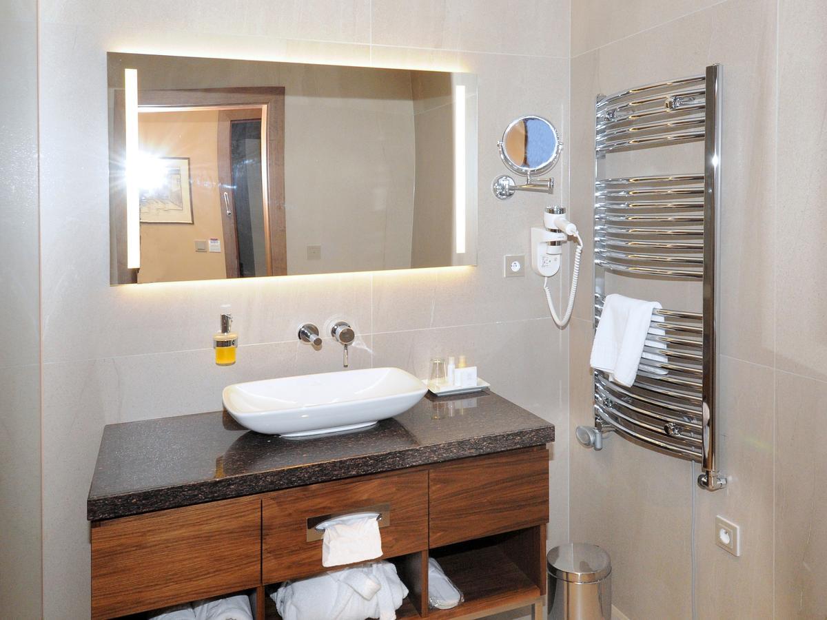 Hotel Kramer Opava Luaran gambar